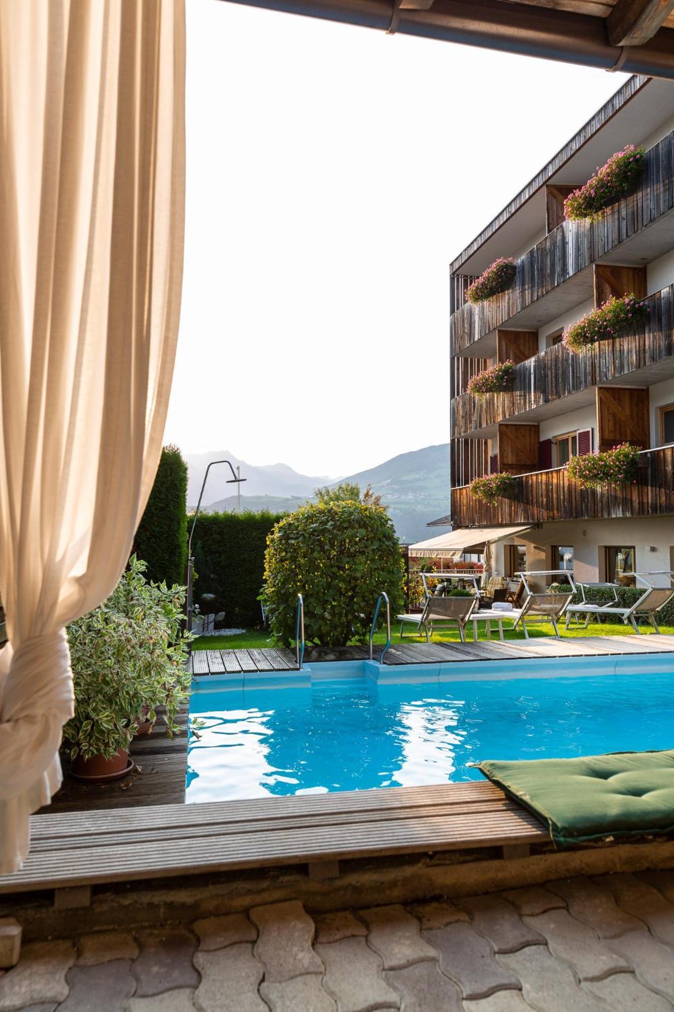 רודנגו Hotel Tirolerhof מראה חיצוני תמונה